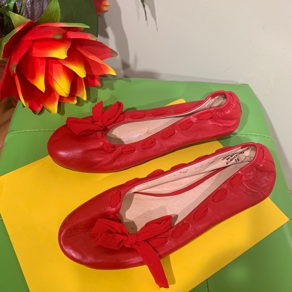 Na Na Red flat with side bow Flat Shoes - Picture 6 of 8